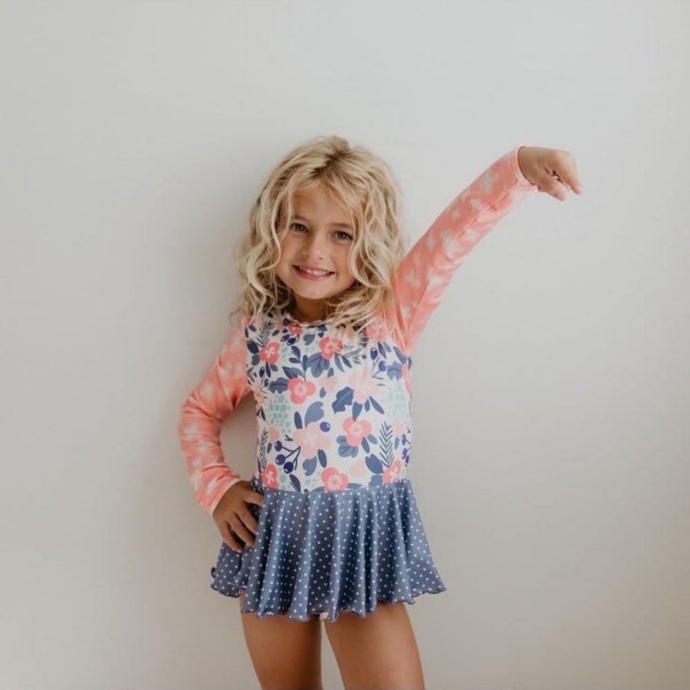 Girls Gray Dot Skirted Leotard